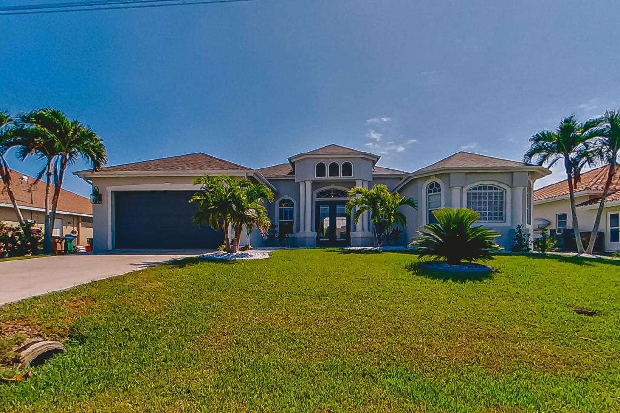 Palmetto Canal Cape Coral Exterior photo