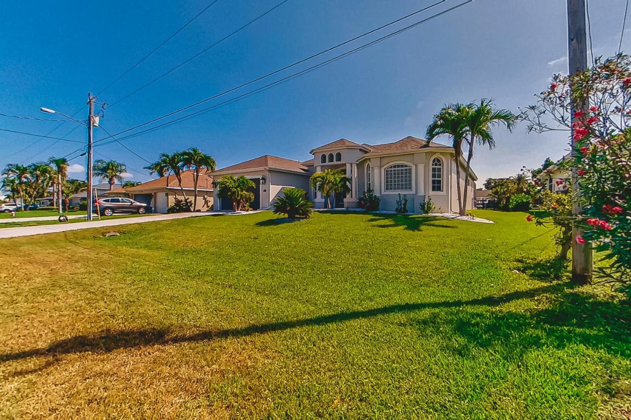 Palmetto Canal Cape Coral Exterior photo